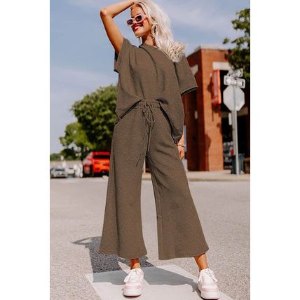 Brown Textured Loose Fit T Shirt and Drawstring Pants Set