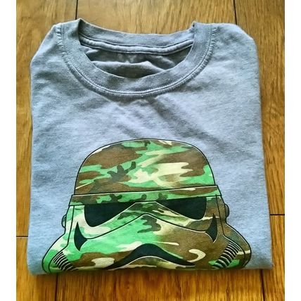 Boys Age 10-11yrs star wars t-shirt