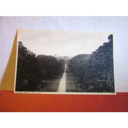 LONG WALK, WINDSOR CASTLE, BERKSHIRE. unused antique postcard by Photochrom #