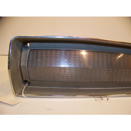 1972 CHRYSLER IMPERIAL FRONT TURN SIGNAL ASSY OEM #3478606 LEBARON