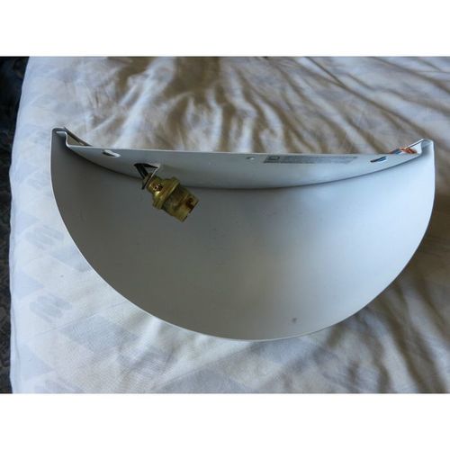 EMESS Wall Light Uplighter White 60w BC