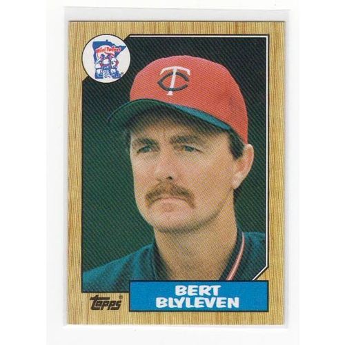 1987 Topps Bert Blyleven baseball card #25 – Twins