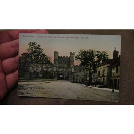 1910 fr Mossman Postcard - Gateway & Hospital Battle Abbey - Hastings, Sussex