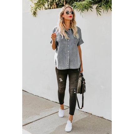 Turn-down Collar Short Sleeve Denim Shirt