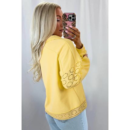 Yellow Cream Embroidered Flower Patchwork Snap Buttons Pullover Sweatshirt