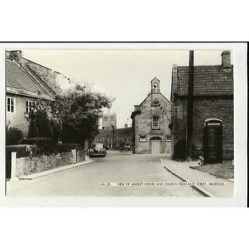 Somerset MARTOCK Market House & Church Postcard by Frith (MK.33)