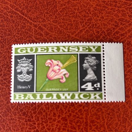 GUERNSEY 1969 GUERNSEY 4d LILY HENRY V MNH SG18 Stamp mint