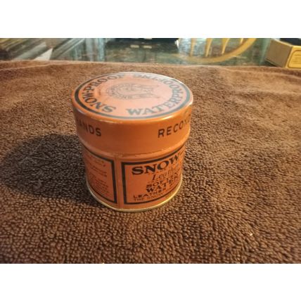 Old Vintage Original 1/4 Full Can Snow Proof 3 3/4 OZ Can 1950s