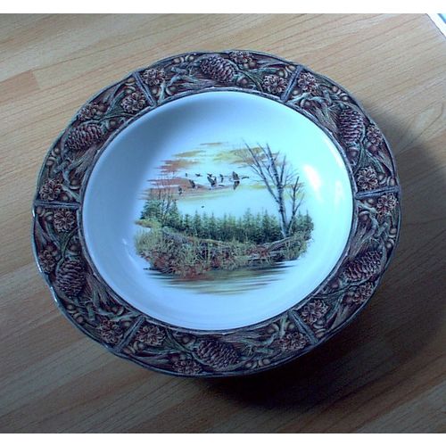 FRANKLIN MINT 'HUNTING LODGE' SOUP BOWL, retro, vintage