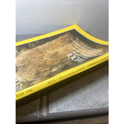 National Geographic Magazine May 1988 Wool - Vintage Collectable p2