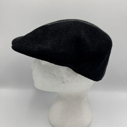 Kangol Size Small Flat Cap New w/Tags Black Grey Stripe Mens Hat Fashion