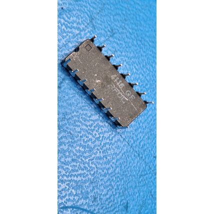 apple II original vintage RAM MOSTEK MK4116J-31RL CERAMIC 4116 (2025)