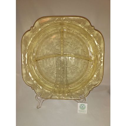 FEDERAL DEPRESSION GLASS MADRID PATTERN YELLOW AMBER GRILL PLATE DIVIDED DISH