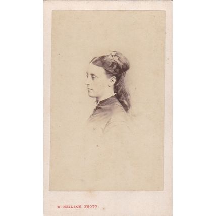 VICT. CDV PHOTO -YOUNG LADY, LONG HAIR BY W. NEILSON, EDINBURGH