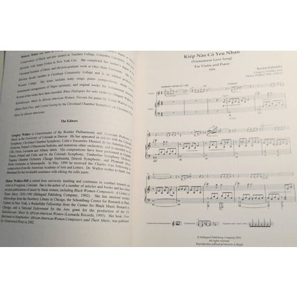 Black Women Composers : twentieth century music for piano and strings - 2003