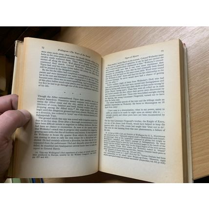 1972 "WELLINGTON - THE YEARS OF THE SWORD" ELIZABETH LONGFORD HARDBACK BOOK (P4)