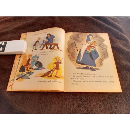 Little Golden Book The Sword InThe Stone (A) Edition 6.0 FN By Carl Memling 1963