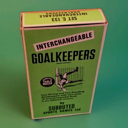 Subbuteo C133 Interchangeable Goalkeepers -Boxed - Complete NEAR MINT