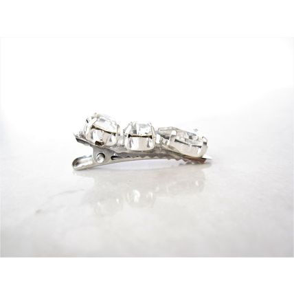 Small crystal alligator hair clip for fine thin hair