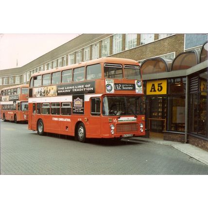 Colour Photograph of National Welsh Omnibus Services Ltd. - GTX 739W