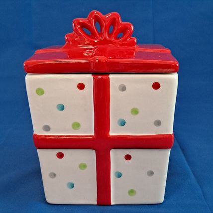 Christmas PRESENT Gift COOKIE JAR Canister Candy Bowl Polka Dot 6 3/4" Ceramic