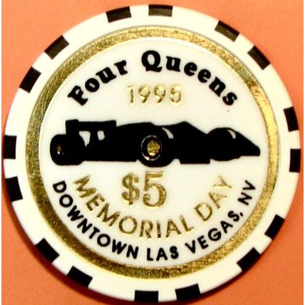 Four Queens. $5 Casino Chip. Las Vegas, NV. Memorial Day 1995. X70.