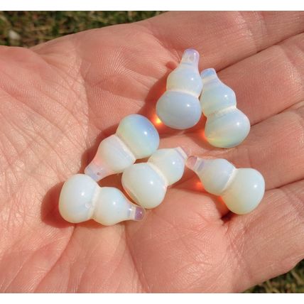 6 Opalite Glass Beads 18mm Bottle Shaped .75x.375 bd029