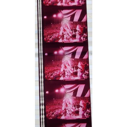 ALICE COOPER. Pk MTP - a015o . 1 STRIP OF 5 - 35MM FILM CELLS.