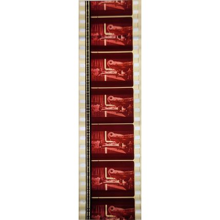 Pk GEB -K - MIX - K c061i . 1 STRIP OF 5 - 35MM FILM CELLS. ( )