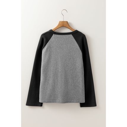 High Waffle Knit Colorblock Star Patch Graphic Raglan Top