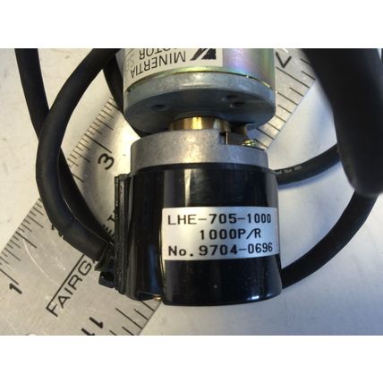 NEW YASKAWA FB5T-F012 6W0379-7,LHE-705-1000 SERVO MOTOR REAR SHAFT EXTENTION,Fm