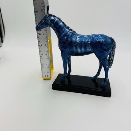 Horse Fever by Mark Hershberger Figurine Marion Cultural Alliance Futura Horse