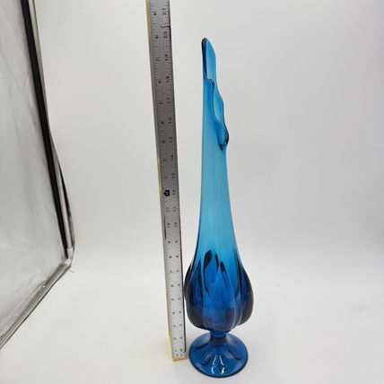 Vintage L.E smith Art Glass Bluenique 6 Petal 20” Swung Glass Vase Large MCM