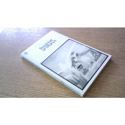Breakfast at Tiffany's. Truman Capote (Paperback)