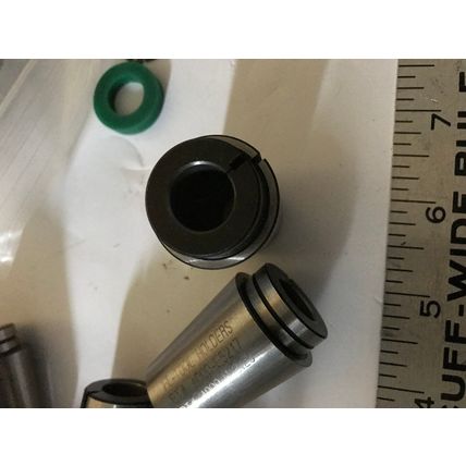 LOT 12 FL-TOOL 4000-E5217 HOLDERS,4000-M13.25,FL 4002 .6563"/16.67MM COLLETS,EM