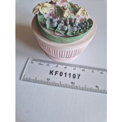 VINTAGE BLUEBELL SOAPSTONE TRINCKET BOX 5.5CM