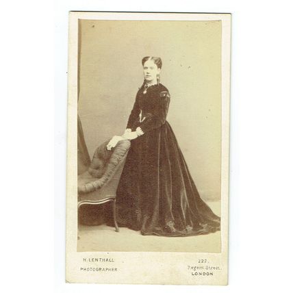 Victorian cdv photo young woman dark frock standing London photographer