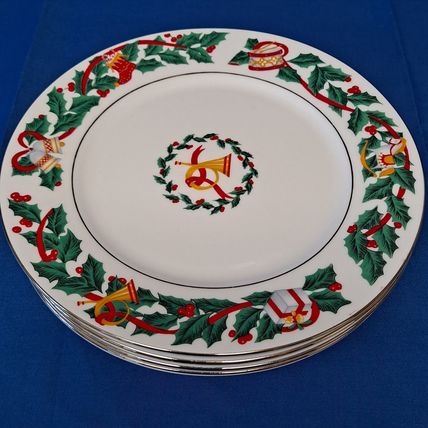 Lot 4 Royal Majestic CHRISTMAS EVE 7 1/2" Salad PLATES China Dessert Holly Horn