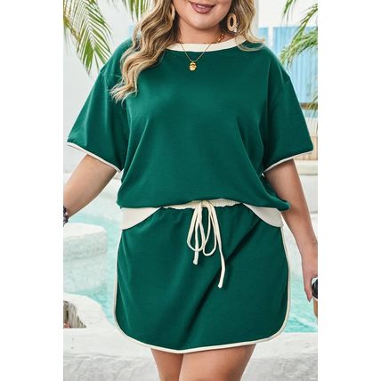 Evergreen Plus Size Contrast Trim T Shirt and Skirt Two Piece Set