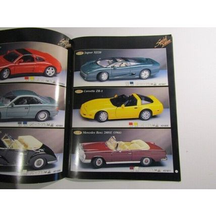Maisto Model Car - Motorcycle Catalogue 1996 Classic Collection (Auto)