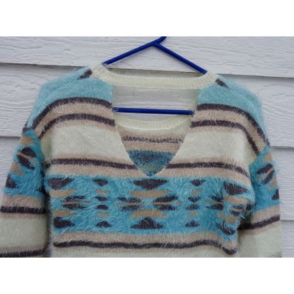 Xhilaration Striped Sweater XS 34 Chest NWT Faux Angora Look Ivory Tan Aqua