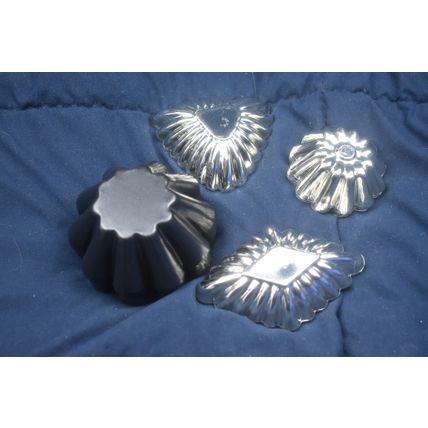 12Swedish Metal Baking Tartcandy Cookie Gelatin Pans Molds Multi Shapes6 unbrand