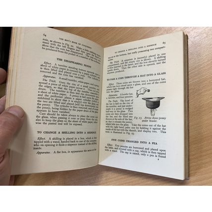 1953 "THE BOY'S BOOK OF CONJURING" MAGIC TRICKS ILLUSTRATED HARDBACK BOOK (P3)