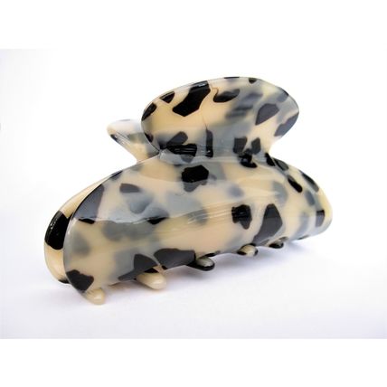 Large black and beige marbled hair claw clip