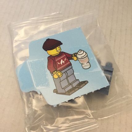 NEW Official Lego Holiday Snow Shoes Minifigure & Sled Mini set