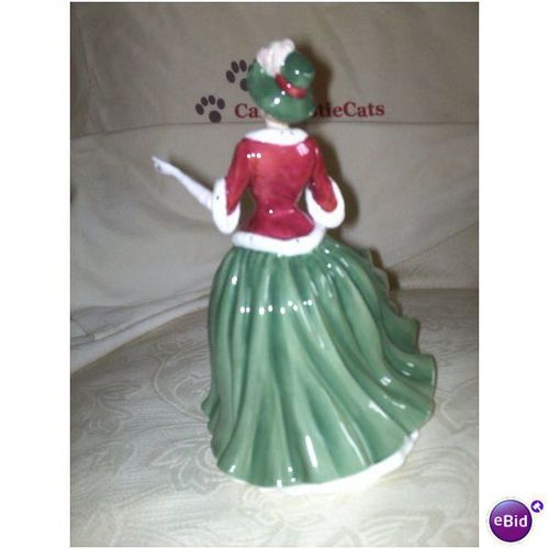 Royal Doulton Christmas Day 2000 HN 4242 HN4242 Figurine Figure Lady