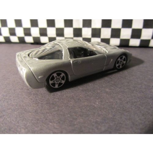 Maisto 1/64 Scale 1997 Chevy Corvette in Silver