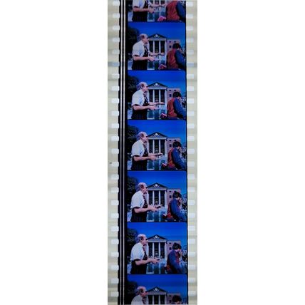 Back to the Future 2. Pk HCH - A005e . - 1 STRIP OF 5 - 35MM FILM CELLS