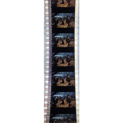 Pk GEB -K - MIX - K B043q . 1 STRIP OF 5 - 35MM FILM CELLS. ( SH )