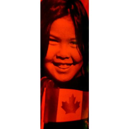 NISGA'A SUPPORT FIRST MODERN-DAY TREATY IN BRITISH COLUMBIA RARE BILINGUAL BKLT